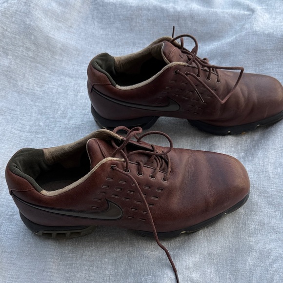 Nike Tiger Woods Men's Brown Leather Lace-Up Golf Shoes - Picture 6 of 12